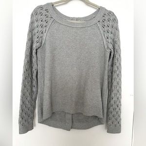 Women’s Loft pullover sweater